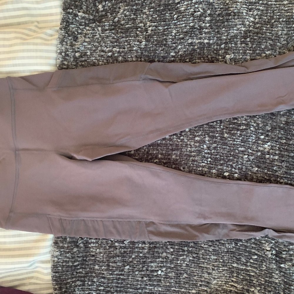 Fabletics Mauve Mila Pocket Cropped Leggings